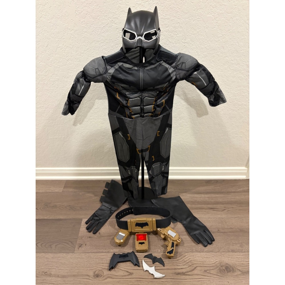 Rubies Batman Tactical Suit Costume Kids XS Justice League Muscle Chest Set